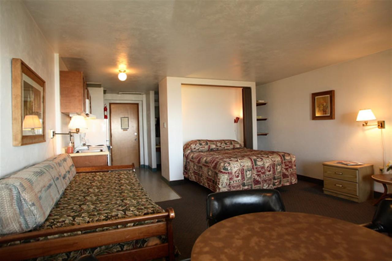 Sandpiper Beach Resort Pacific Beach Buitenkant foto