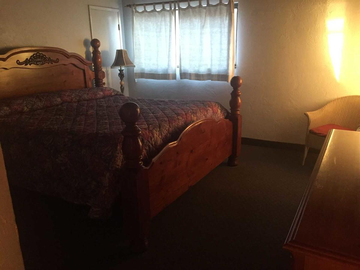 Sandpiper Beach Resort Pacific Beach Buitenkant foto